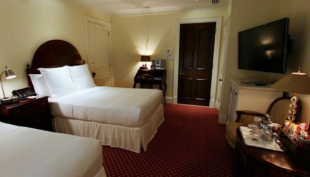 Hotel Le St. James มอนทรีอัล ภายนอก รูปภาพ