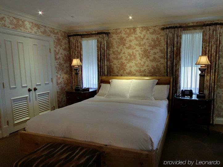 Hotel Le St. James มอนทรีอัล ภายนอก รูปภาพ