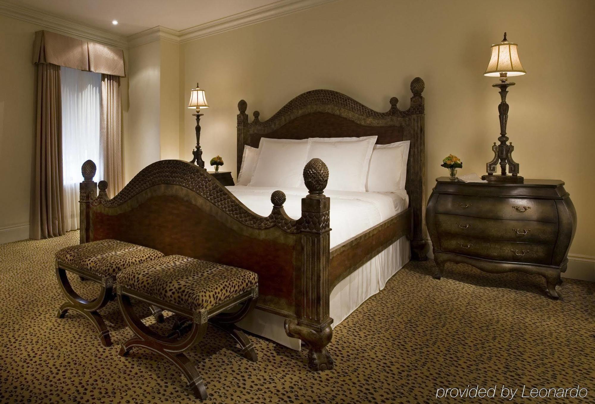 Hotel Le St. James มอนทรีอัล ภายนอก รูปภาพ