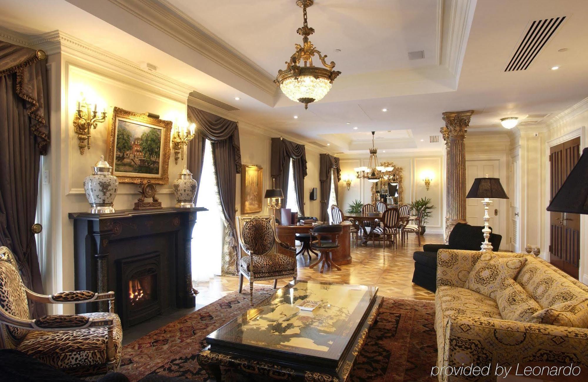 Hotel Le St. James มอนทรีอัล ภายนอก รูปภาพ