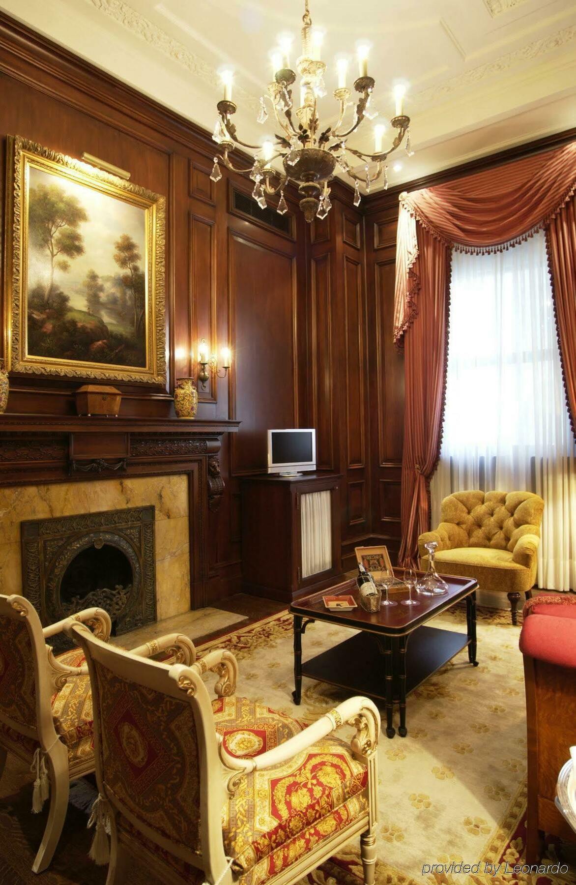 Hotel Le St. James มอนทรีอัล ภายนอก รูปภาพ