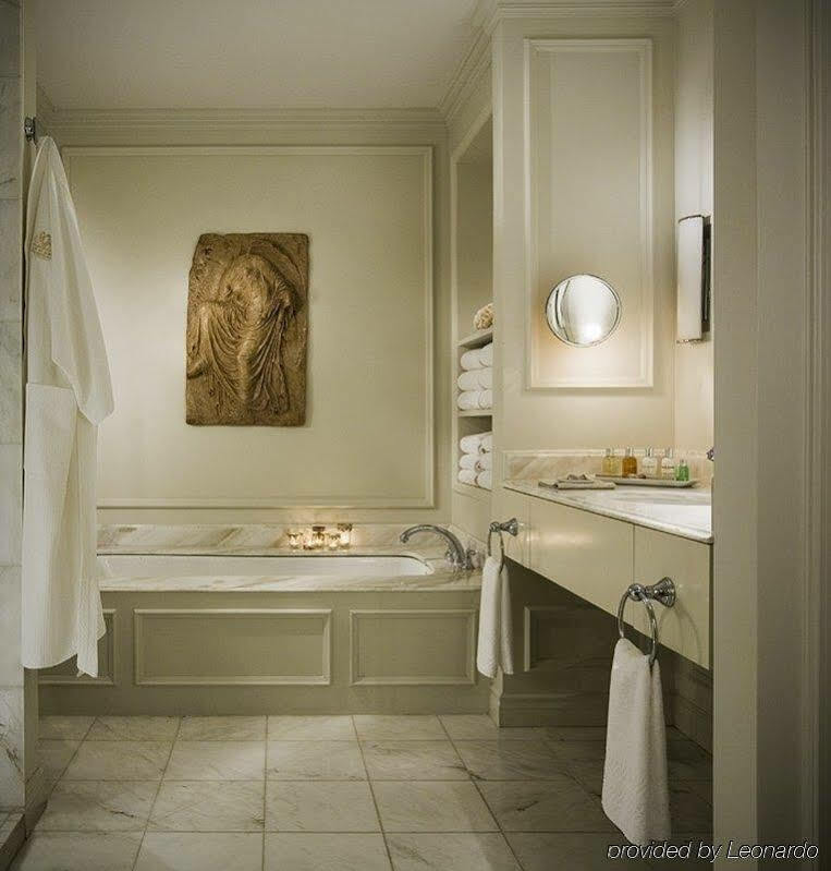 Hotel Le St. James มอนทรีอัล ภายนอก รูปภาพ