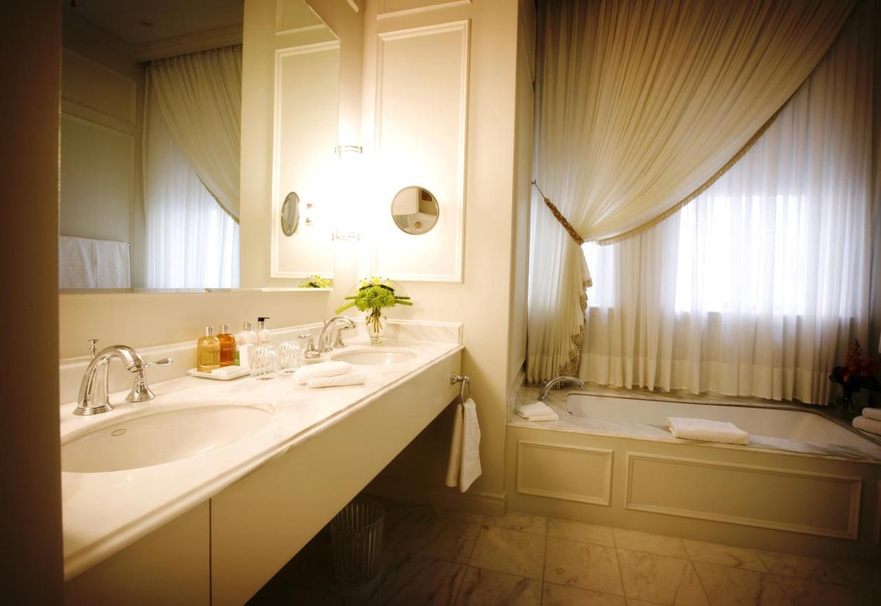 Hotel Le St. James มอนทรีอัล ภายนอก รูปภาพ