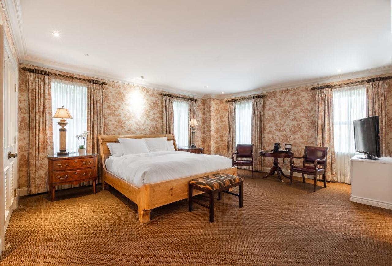 Hotel Le St. James มอนทรีอัล ภายนอก รูปภาพ